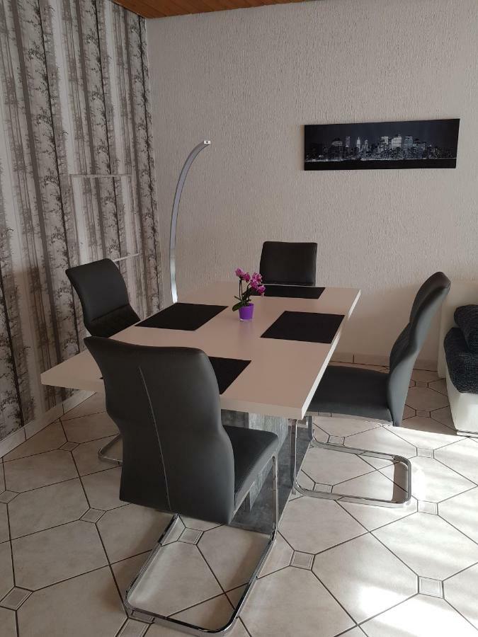 Ferienwohnung Tinas Beauty ネッカーシュタイナハ エクステリア 写真
